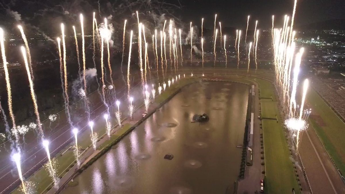 京都芸術花火 Kyoto Hanabi Twitter