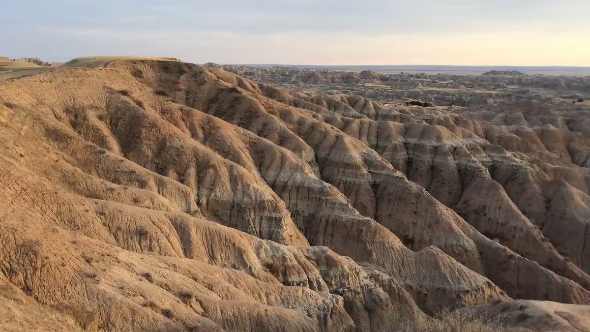 ガンクラ これがアメリカにある実際のメサ 英 Badlands です 撮影者ガンクラ バットランズ国立公園 サウスダコタ州