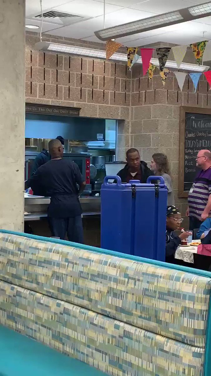 Charles Oakley (@CharlesOakley34) on Twitter photo 2020-02-19 22:54:28 Last night we also served residents of #RoomInTheInn #Nashville. Last night we also served residents of #RoomInTheInn #Nashville.