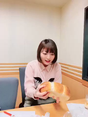 טוויטר 花澤香菜 בטוויטר 今日の 花澤香菜のひとりでできるかな は ゲストに黒沢ともよちゃんが来てくれてます 誕生日スペシャル元気回です 妖怪パン吸い女 撮影ともよちゃん ﾟ ﾟ T Co Jd1tgufx8z