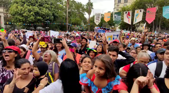 Top story: @VillegasPoljak: 'Así fue el #grito de #Carnavales2020 en la #PlazaDeLosMuseos de #Caracas #Venezuela #FelizJueves #20Feb #CarnavalesCaribe2020 #VenezuelaPotenciaPetrolera #Cultura ' , see more http://tweetedtimes.com/AraujoFredy?s=tnp …