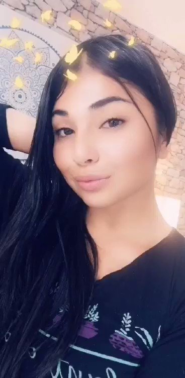 Model - Samantha Rios thin