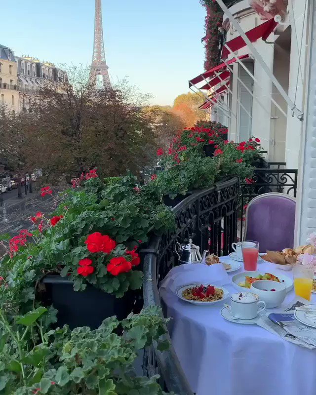 #Paris #Paris15 #parismatch #Tours #effel #Travel # vidéo #VisitEroda #voyage www., http://mrvoyage.fr