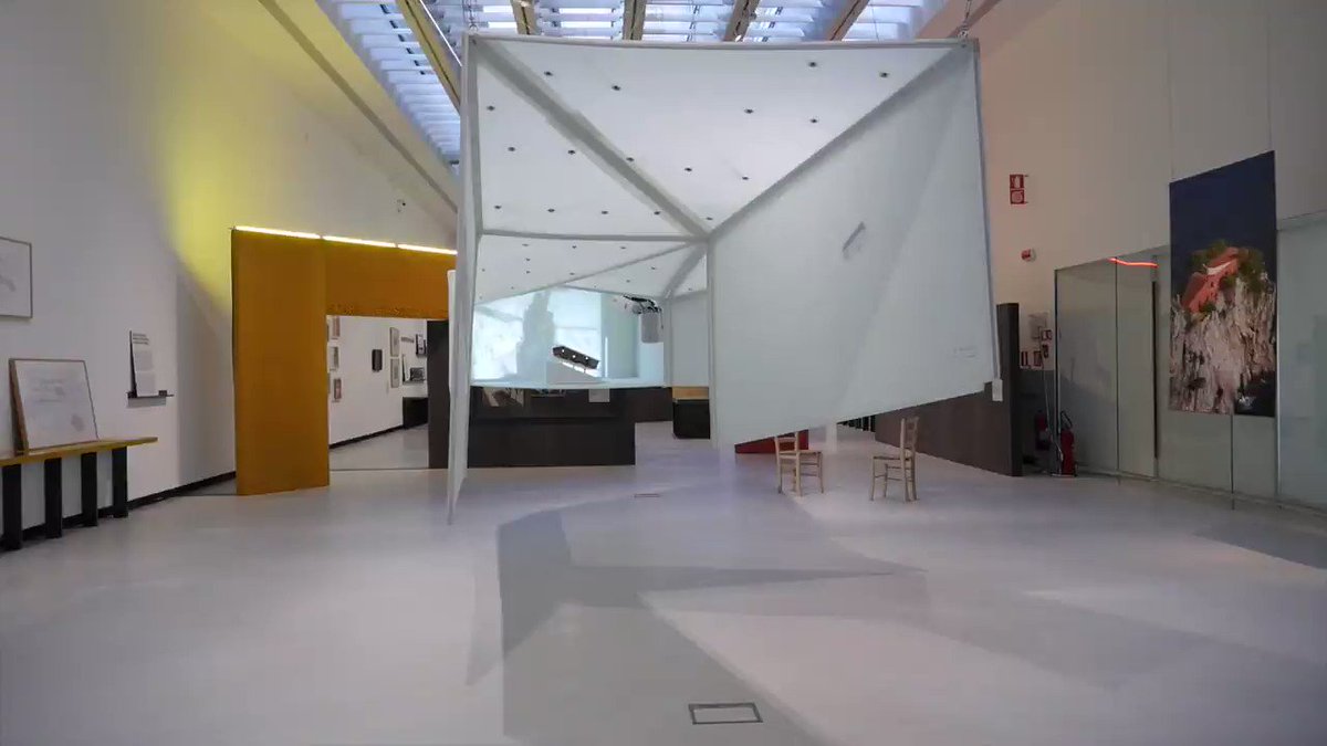 #AldoRossi, pilastro della cultura architettonica italiana, e il gruppo di architetti cinesi Urbanus a confronto sui sistemi dello spazio abitativo. È uno dei #DUETS di #AtHome, in mostra al Museo fino all'8 marzo. >>http://bit.ly/AtHomeExhibit
@_MiBACT