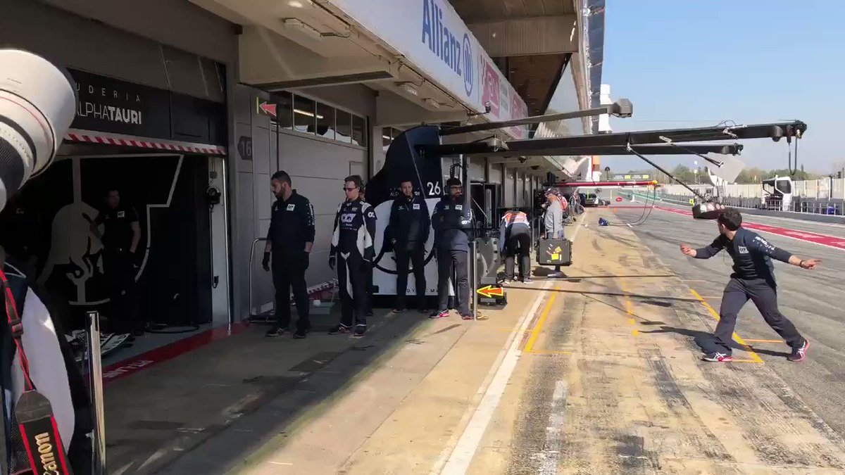 Letβs get the afternoon session started! πͺ
@PierreGASLY hops back in the car for the last few hours π
#AlphaTauri #F1