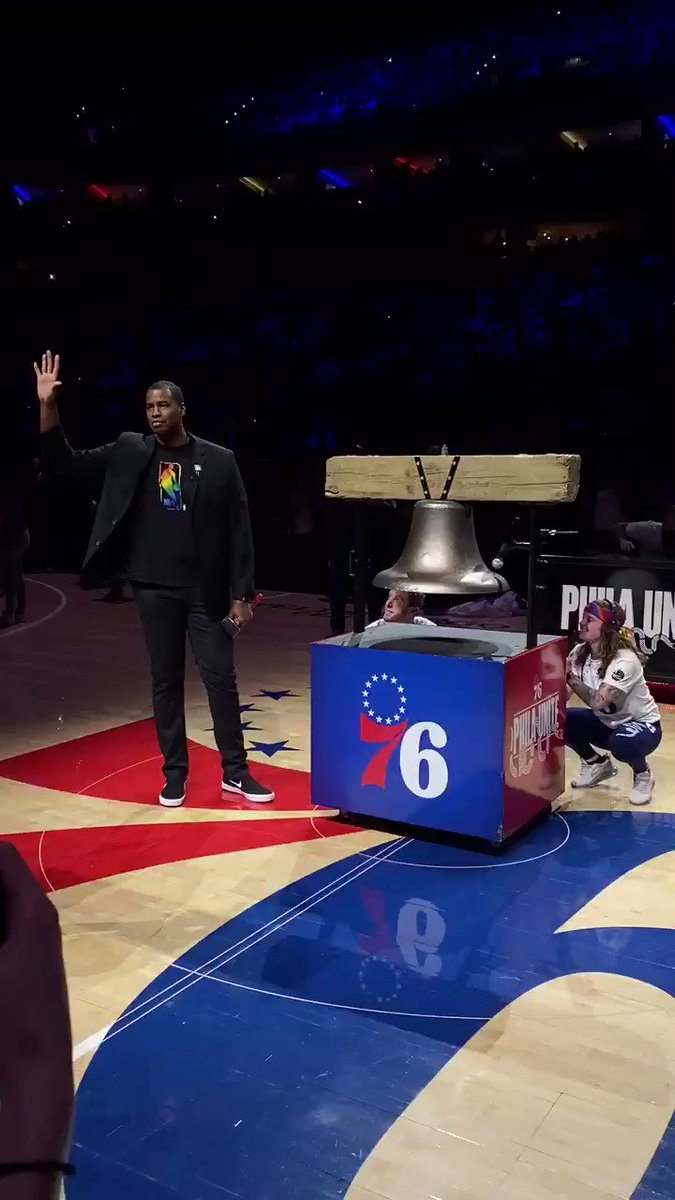 NBA Cares Ambassador @jasoncollins98 tips off Pride Night with the @sixers in Philly! π³οΈβπ π