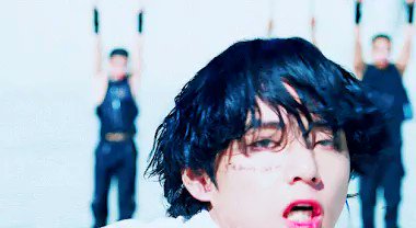 Everyone: Omg, Tae went hard here / Omg, Tae has a tattoo on his face
Me: O.M.G, his tongue... his RUDE TONGUE!!! ๐ณ๐๐๐ฏ
#taehyung #InnerChild #MAP_OF_THE_SOUL_7