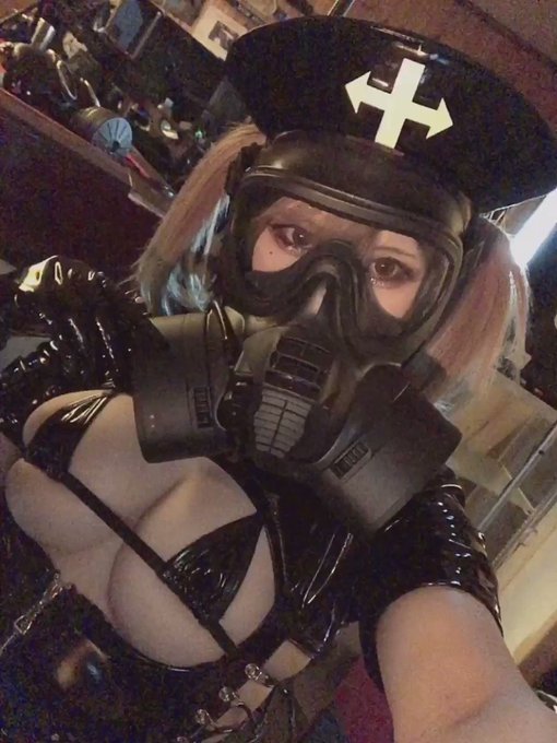 コスプレイヤーチロルのTwitterエロ動画1