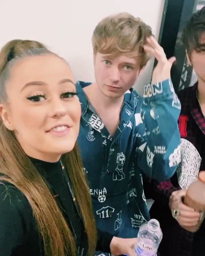 THANK YOU TO EVERYONE WHO CAME OUT THIS WEEKEND! Night of Music begins in 10 minutes! #VidConLDN@SamandColby @ColbyBrock @SamGolbach