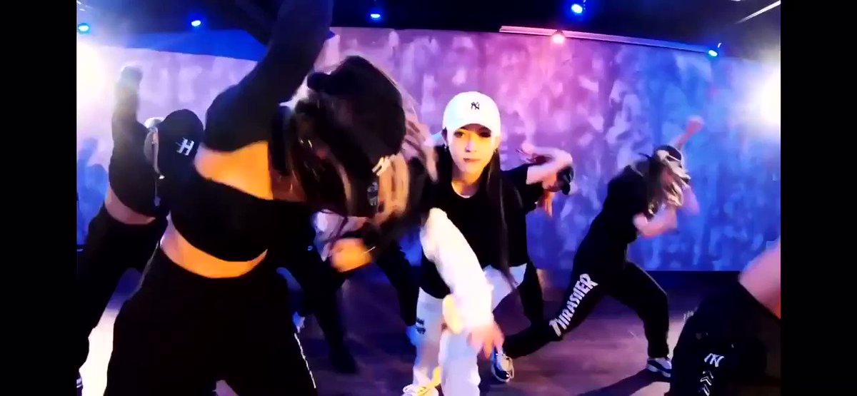 ุญุจูููุช ุนูุฏุฉ ุุู
ููุจููู ุุ๐๐๐ป. #MOONBYUL #EclipseMoonbyul