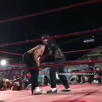マイケル・ジャクソンがブラジルでプロレスラーに！？普通に強いwww