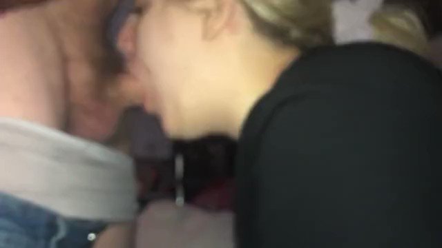 New sale on Modelhub! Cute blonde teen deepthroats and gags on daddy&rsquo;s dick with facial : https://t.co/5LwR8IuGEr