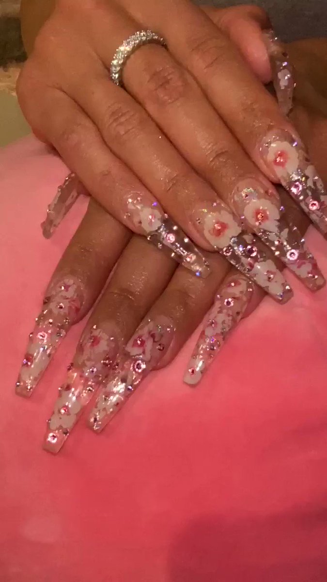 Saweetie Nails Red Saweetie Is The Queen Of Fly Nail Art And Her