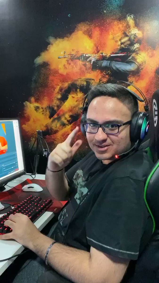 HuNtR's streaming LIVE on the #UME YouTube Channel! Go watch his stream: http://bit.ly/UME-HuNtR-Streaming-2 … #CSGOIndia #Streamers #Gaming
