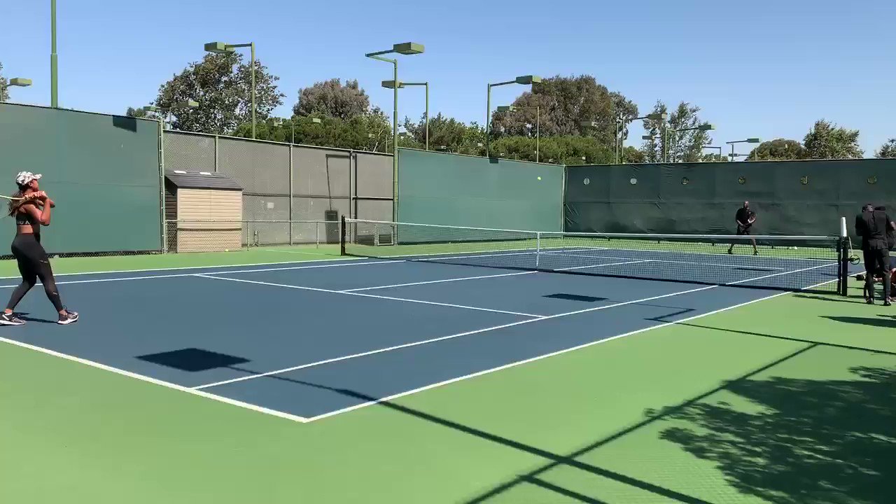 [情報] 退休後開始打網球的Kobe
