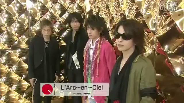 れれこ 私の大好きなseventh Heaven 曲フリの時のhydeさんの謎の手の動き何w ラルク T Co Xvbcdlo2il Twitter