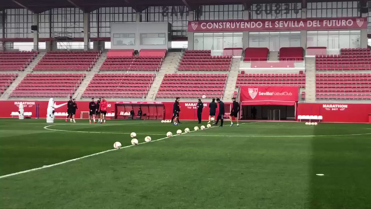 🚨 Entrenamiento del #SevillaFC. ⚽
DIRECTO ⤵️
📺 http://live.sevillafc.es
📱 http://facebook.com/sevillafc
💻 http://youtube.com/sevillafc
#WeareSevilla
