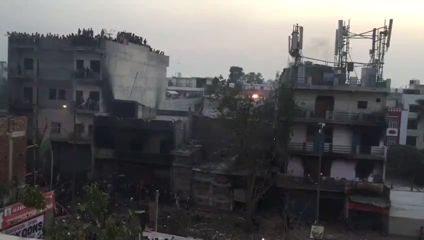 A violent mob on a roof top. A violent mob on the streets. Petrol bombs,stones & reports of multiple firearms. Mob this size takes time to assemble. It takes time to put together the arsenal. Not spur of the moment. Carefully planned conspiracy to burn India. Nail the masterminds
