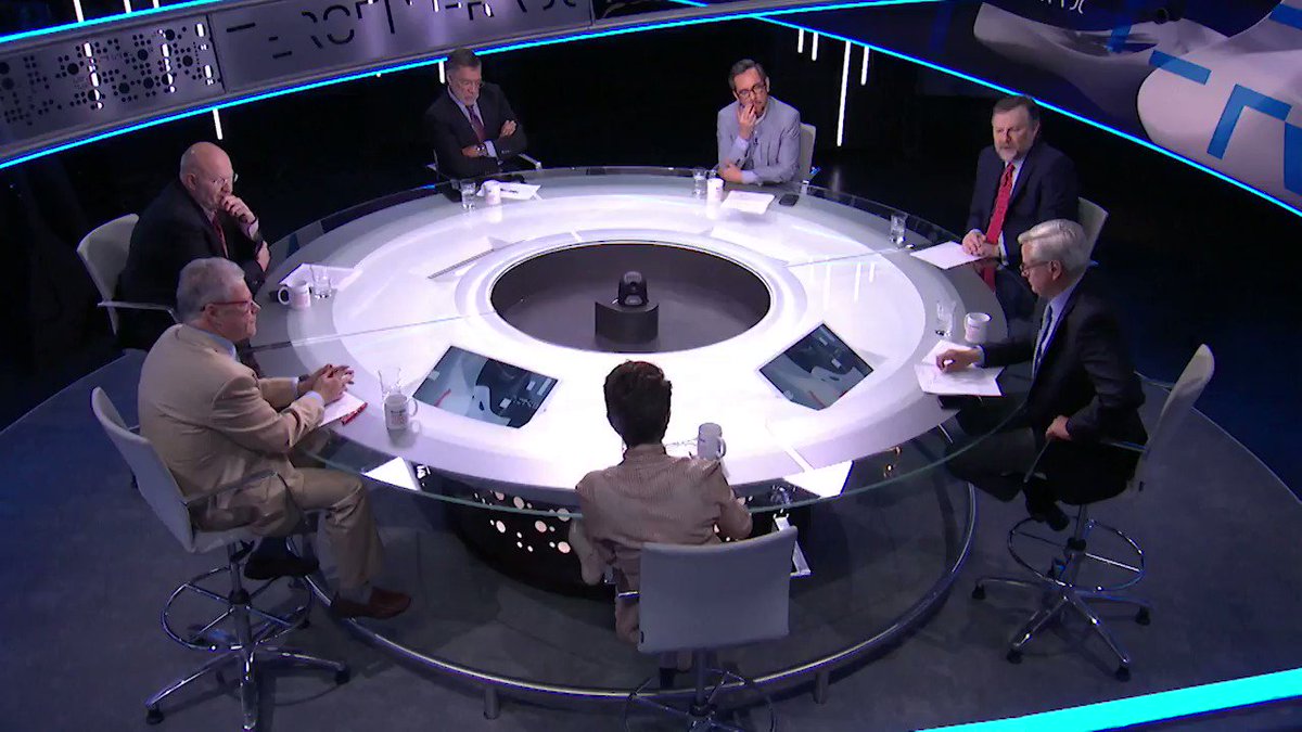 En #TercerGrado #UnDiaSinMujeres ¿Oportunismo, polarización política? ¿Conciencia o cambio social? Necesario un cambio de patrón cultural @DeniseMaerker @leozuckermann @SergioSarmiento @genarolozano @rivapa #ReneDelgado conduce #LeopoldoGómez terminando #EnPunto @Canal_Estrellas