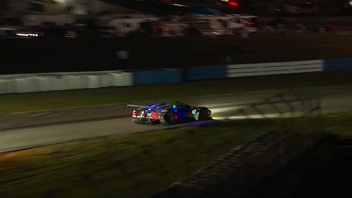 How’s this for a #TBT : @NickTandyR makes a pass for the lead at #Sebring12 last year.
#Porsche #911RSR