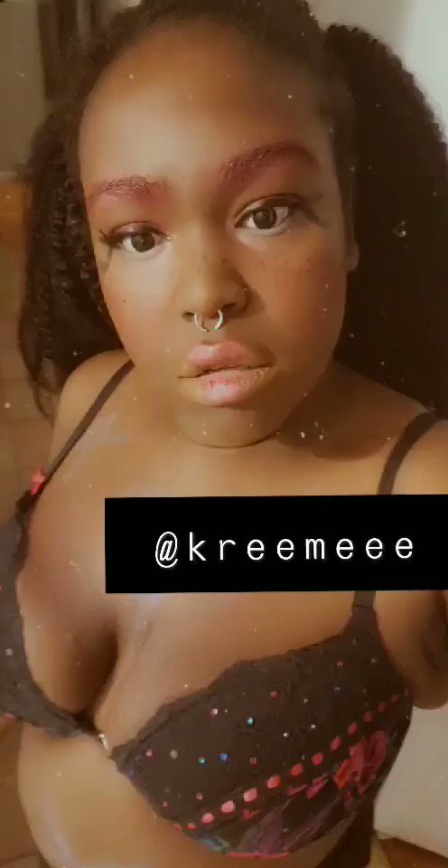 Model - Eloie Mei Pride camgirl