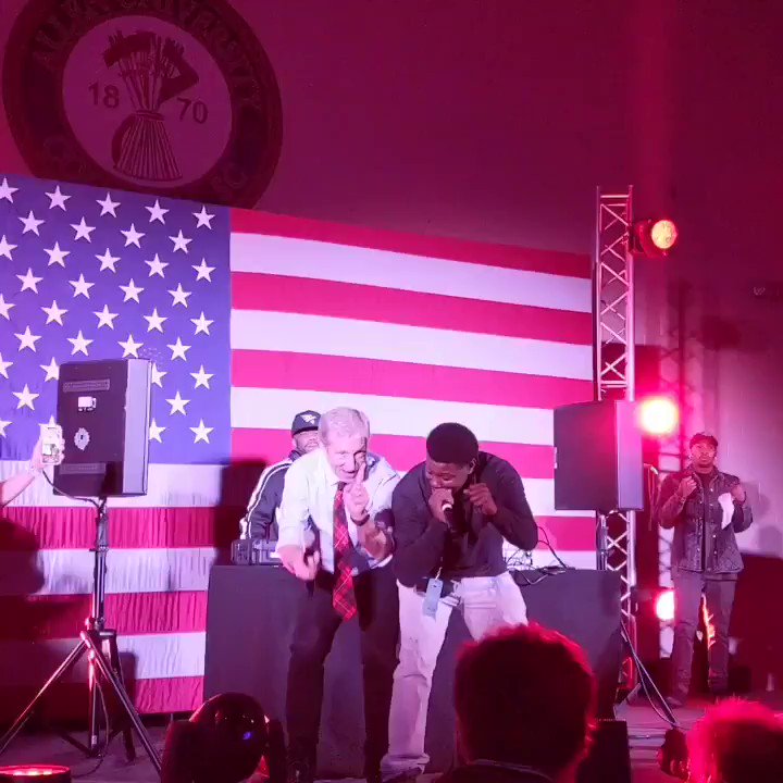 Happy Friday! I hope your day will be as good as Tom Steyer dancing with Juvenile to Back That Azz Up

https://t.co/gFGxjC2b4M