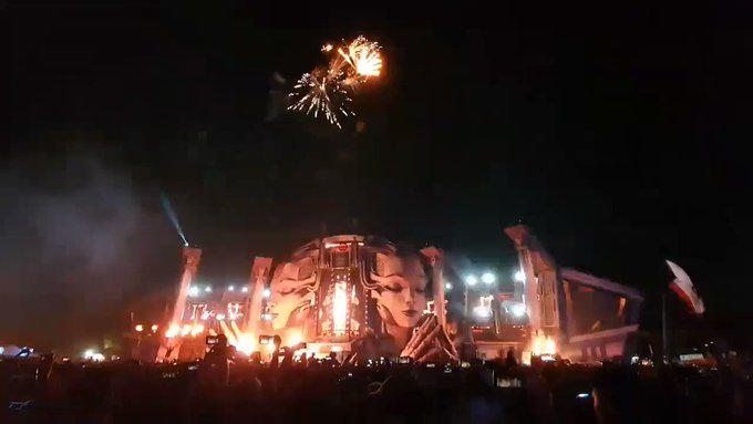 Break Hub’s pics and videos