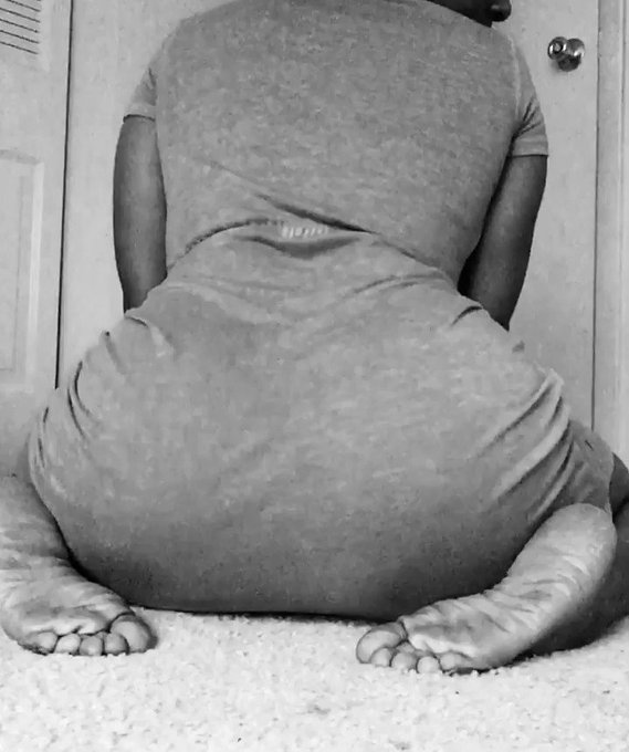 Left cheek, right cheek...RT  #bootylovers #bootybounce #left #right #ass #cheeky #ebony #milf https://t<a href="/tag/bootylovers"class="tags">#bootylovers</a><a href="/tag/bootybounce"class="tags">#bootybounce</a><a href="/tag/ebony"class="tags"><span>#ebony</span></a><a href="/tag/ass"class="tags"><span>#ass</span></a><a href="/tag/left"class="tags"><span>#left</span></a><a href="/tag/right"class="tags"><span>#right</span></a><a href="/tag/cheeky"class="tags"><span>#cheeky</span></a><a href="/tag/milf"class="tags"><span>#milf</span></a>