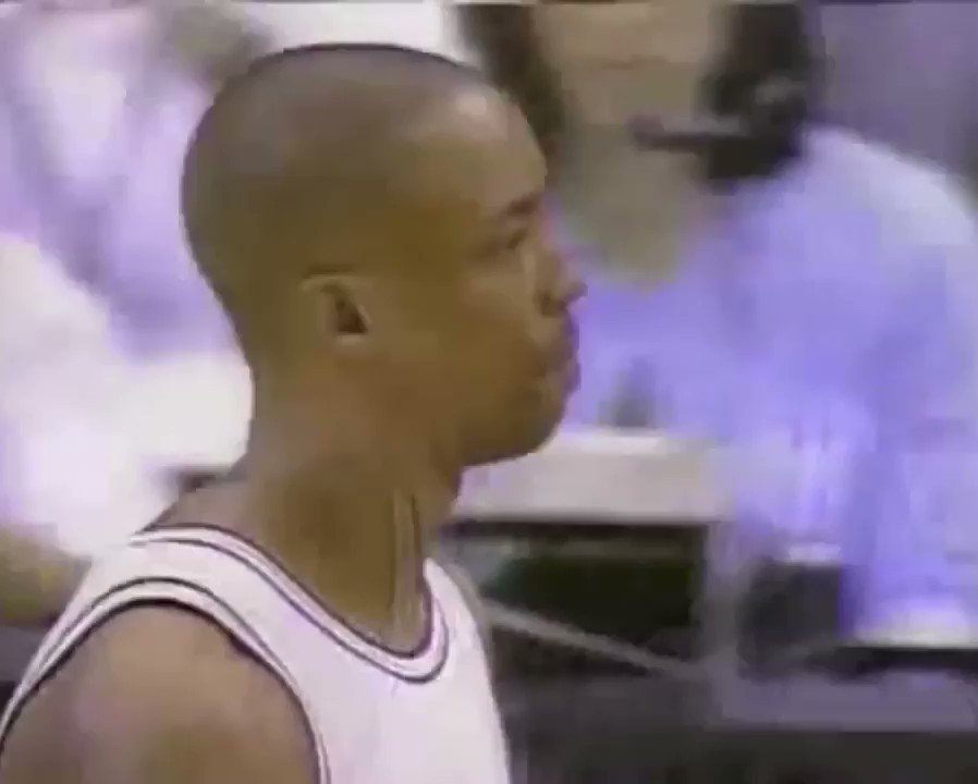 Happy 53rd Birthday, Sean Elliott! 