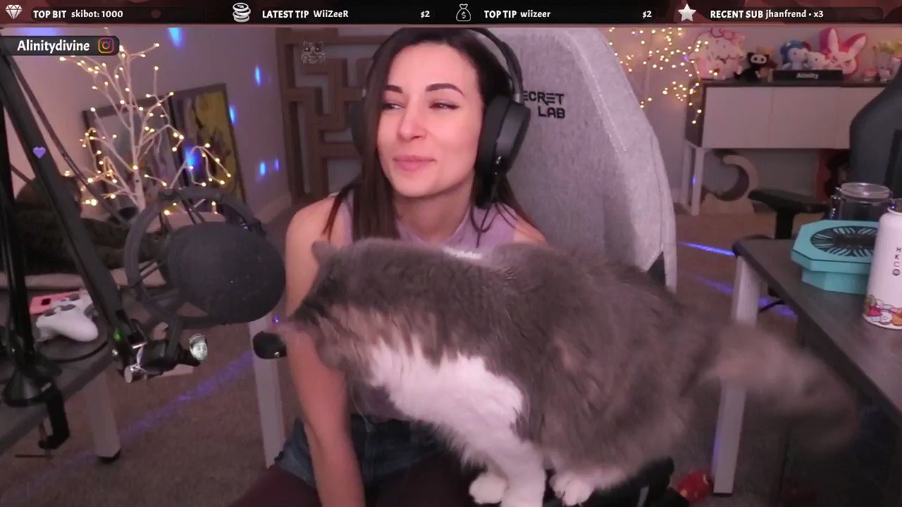 Alinity on Twitter "Maya is a sweetheart, but hates when I sing 🙉🙉🙉(01)