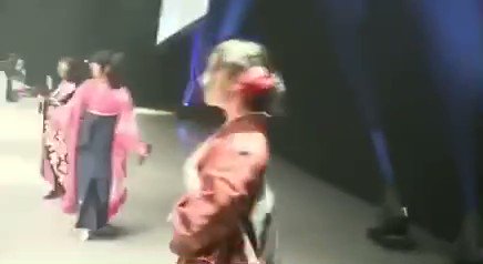 Twitter पर ブラすけ キス顔をする佐倉綾音 Twitter पर ブラすけ キス顔をする佐倉綾音