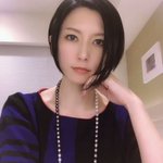目元の老化予防には眼力とマッサージ!それにしても美しすぎる44歳…!