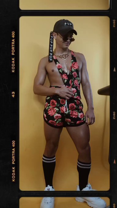 Boys on film ???? makes you wanna stop and smell the roses ? @colbygeyer #rosebud #twunk #gayboys #gayfashion