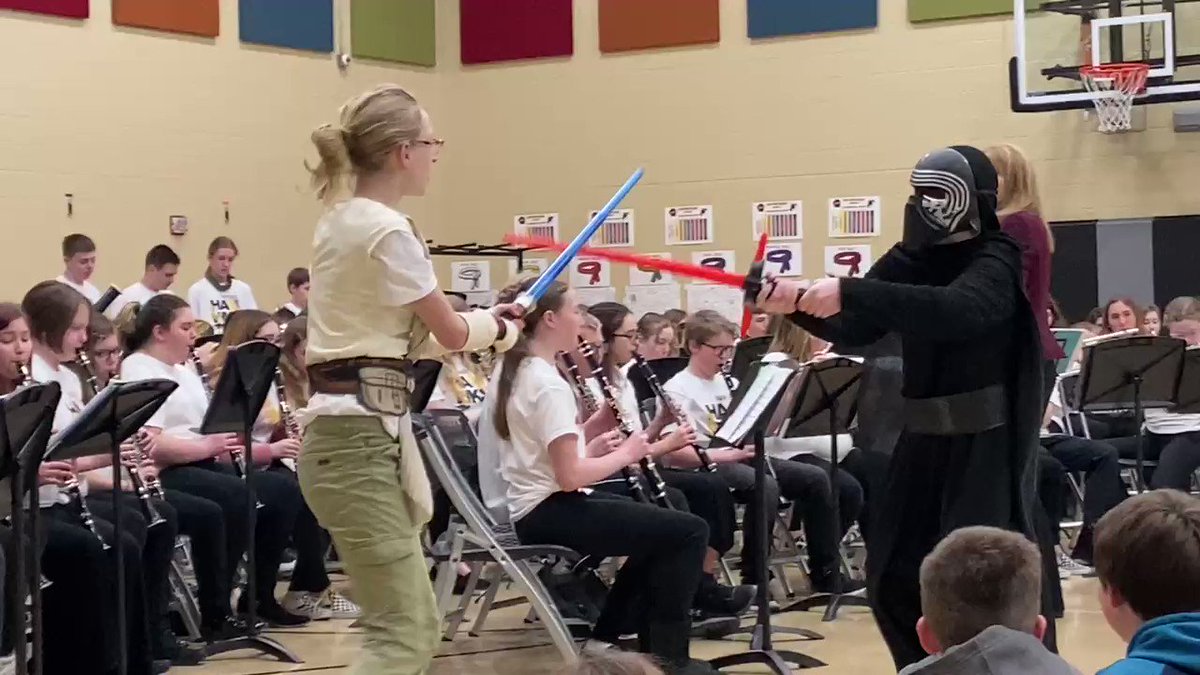 Ankeny Parkview MS (@AnkenyParkview) on Twitter photo 10/03/2020 18:00:47 7h Grade Music Tour-Light Sabre Duel! 7h Grade Music Tour-Light Sabre Duel!