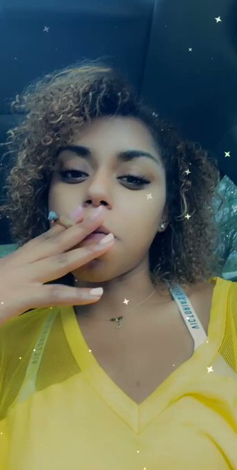 I l&rsquo;&icirc;le the way you French inhale 😤🔥 https://t.co/ff0tZN9ZUS