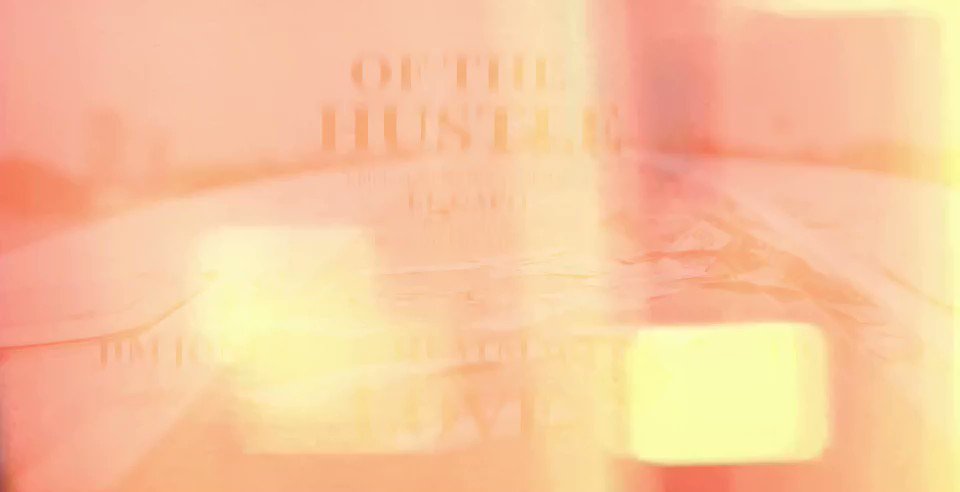 .@jimjonescapo x @TRAVMBB x #HeatMakerz
"Love of the Hustle" video out now 💰💸
https://www.youtube.com/watch?v=du-ND_E1cx8 …