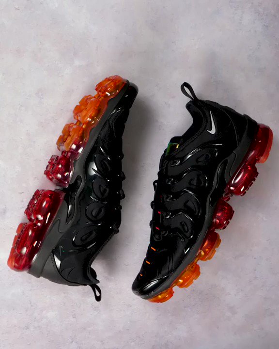 nike vapormax plus fire