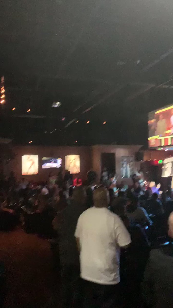 Who’s Ready for Tomorrow Night’s Cali CageRage!!!!! #girlfights #cagerage #thursdayvibes #damesngamesvn #vannuys #fighterchicks #bottles #ThirstyThursday https://t.co/dbYVZ7MTH7