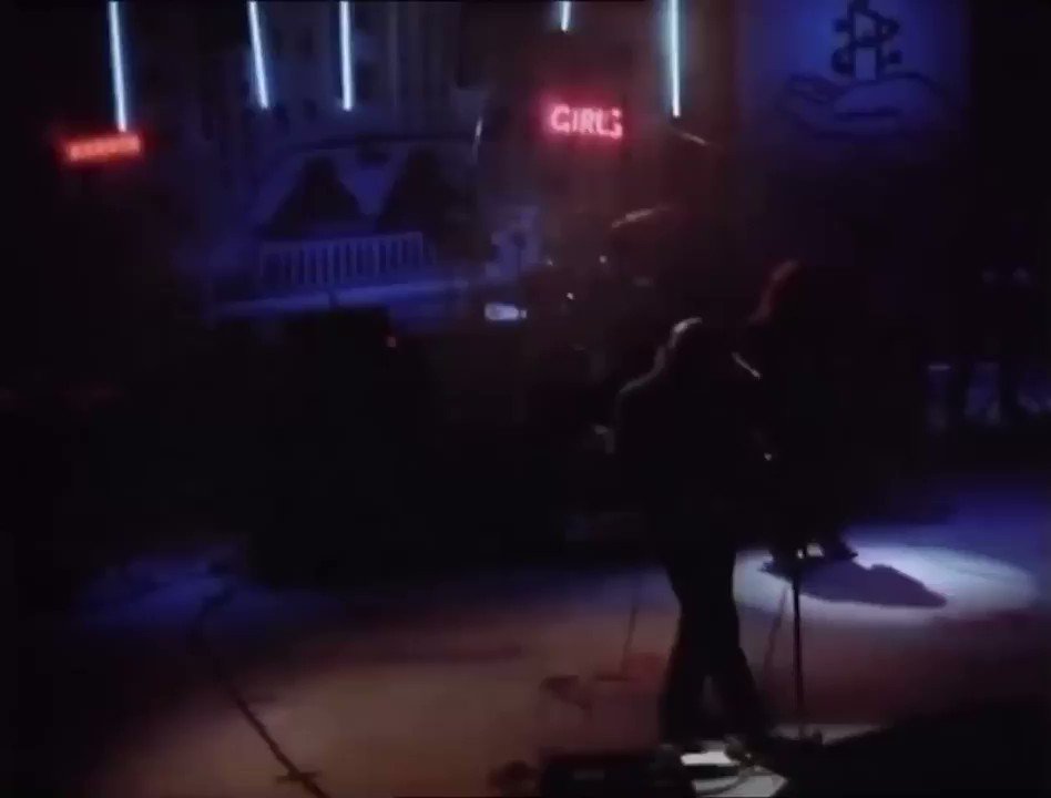 Happy birthday to david gilmour!! here he is performing with kate bush at the 1987 secret policeman s third ball 