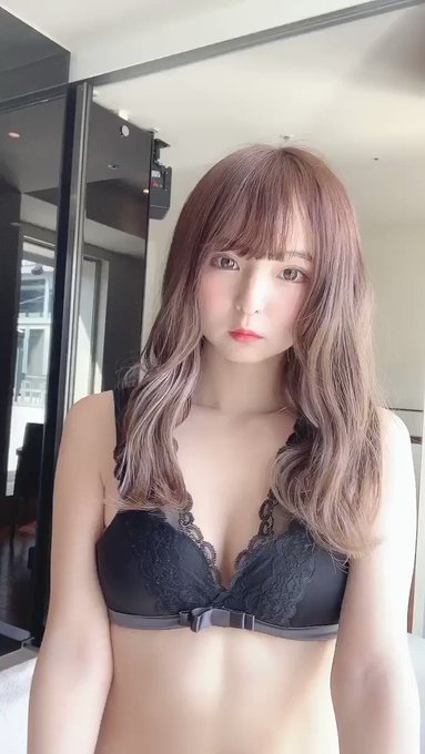 コスプレイヤーあんにゅい豆腐のTwitter動画1