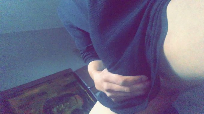 ?who wants to play inside with me during all this chaos? ?

my DMs are always open ??

#dms #dickbulge