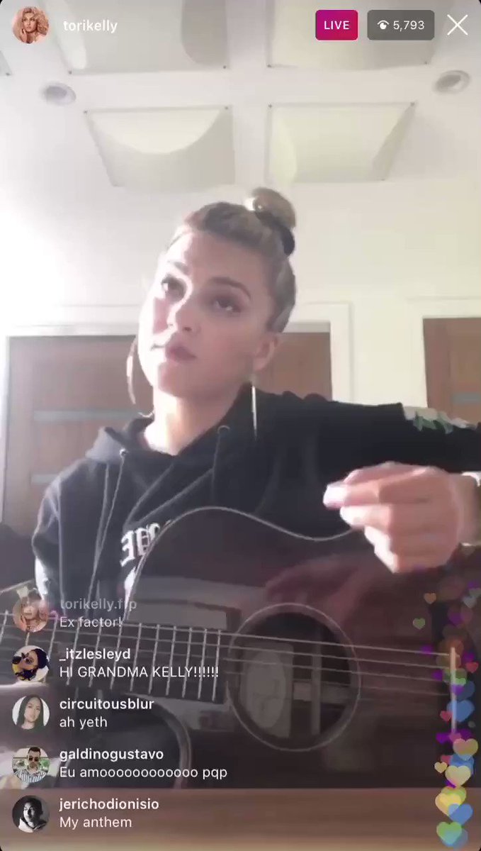 RT @torisonedimple: no thoughts just tori kelly spontaneously eating up best part  https://t.co/InzK8hb4Qh