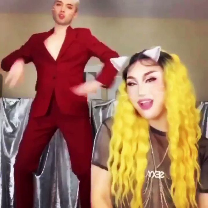 Proof that you can shelter in place and still serve a sexy puss ????MEOW! @shotwithsoju @chesterlockhart