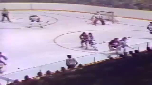 Happy birthday Darryl Sittler! NHL record with 10 points in a Maple Leafs\ 11-4 win over, sigh, the Boston Bruins.

