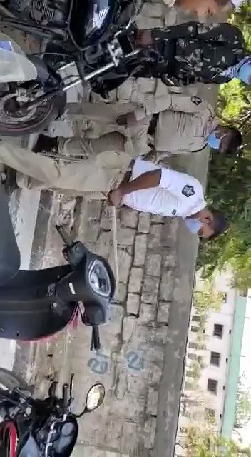 I feel pain for it... but still i respect Indian Police. A wise man(IP)looks ridiculous in the company of fools https://t.co/BYlMTG8OA3
