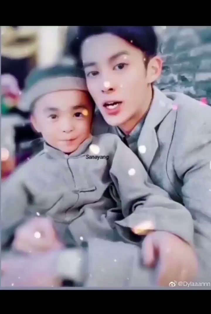 'in Resmi: RT @bellawang1998: คุณพ่อดีเด่นในอนาคต อบอุ่นจัง 😍
#DylanWang https://t.co/obj0mt93dO 'in Resmi: RT @bellawang1998: คุณพ่อดีเด่นในอนาคต อบอุ่นจัง 😍
#DylanWang https://t.co/obj0mt93dO