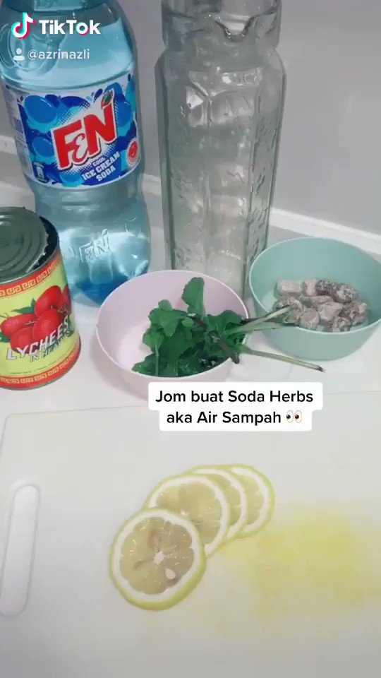 A Y E N On Twitter Ada Certain Panggil Air Sampah Tapi Mcm Tak Proper Pulak Jom Kita Sejukkan Tekak Dengan Soda Herbs