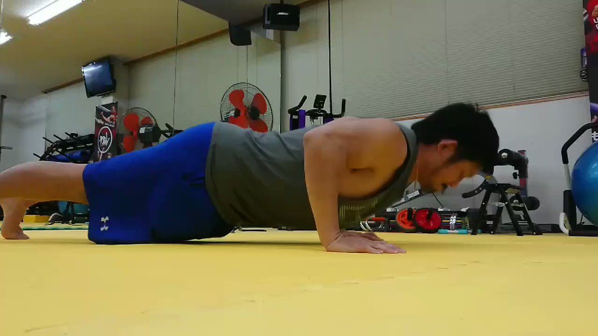 二重作 拓也 Dr F Takki على تويتر 有名サッカー部のフィジカルトレーナー 松原代表による腕立てチャレンジ 時間設定 と 腕立てのルール が秀逸だと感じました 単純なトレーニングは あきやすい わけですが だからこそ 離脱しようとする意識 の制御に 二重作 拓也 Dr F Takki على تويتر 有名サッカー部のフィジカルトレーナー 松原代表による腕立てチャレンジ 時間設定 と 腕立てのルール が秀逸だと感じました 単純なトレーニングは あきやすい わけですが だからこそ 離脱しようとする意識 の制御に