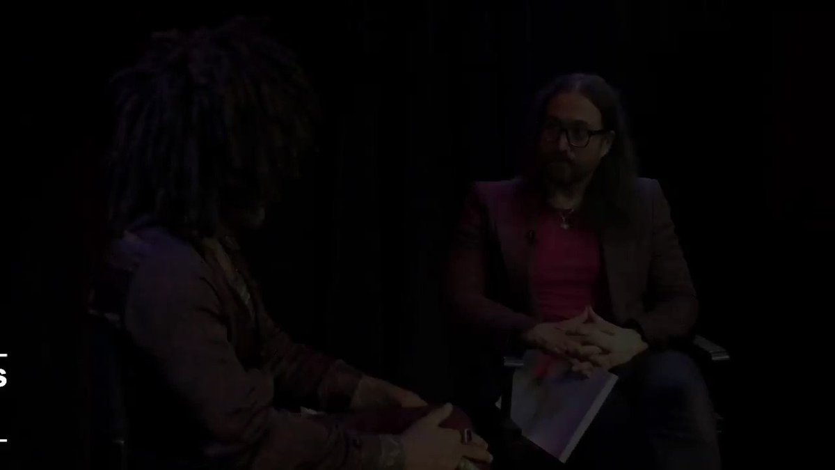 Lenny Kravitz Remembers His TV Star Mom.
In a conversation with his friend Sean Lennon, Lenny Kravitz discusses HIS famous parent: Roxie Roker, star of "The Jeffersons."
#LennyKravitz #SeanLennon #TheJeffersons #RoxieRoker