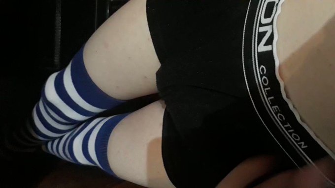 Sorry for the disappointing load, but that's what happens when you nut multiple times a day.
Also sucks